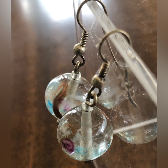 Vintage Czechoslovakian hand blown glass earrings - Picture 13 of 14